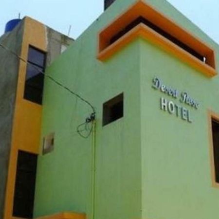 Desert Rose Hotel Ел Нидо Екстериор снимка